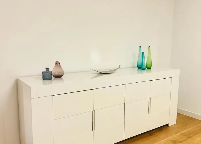 Stayworkherzo הרצוגנאוראך